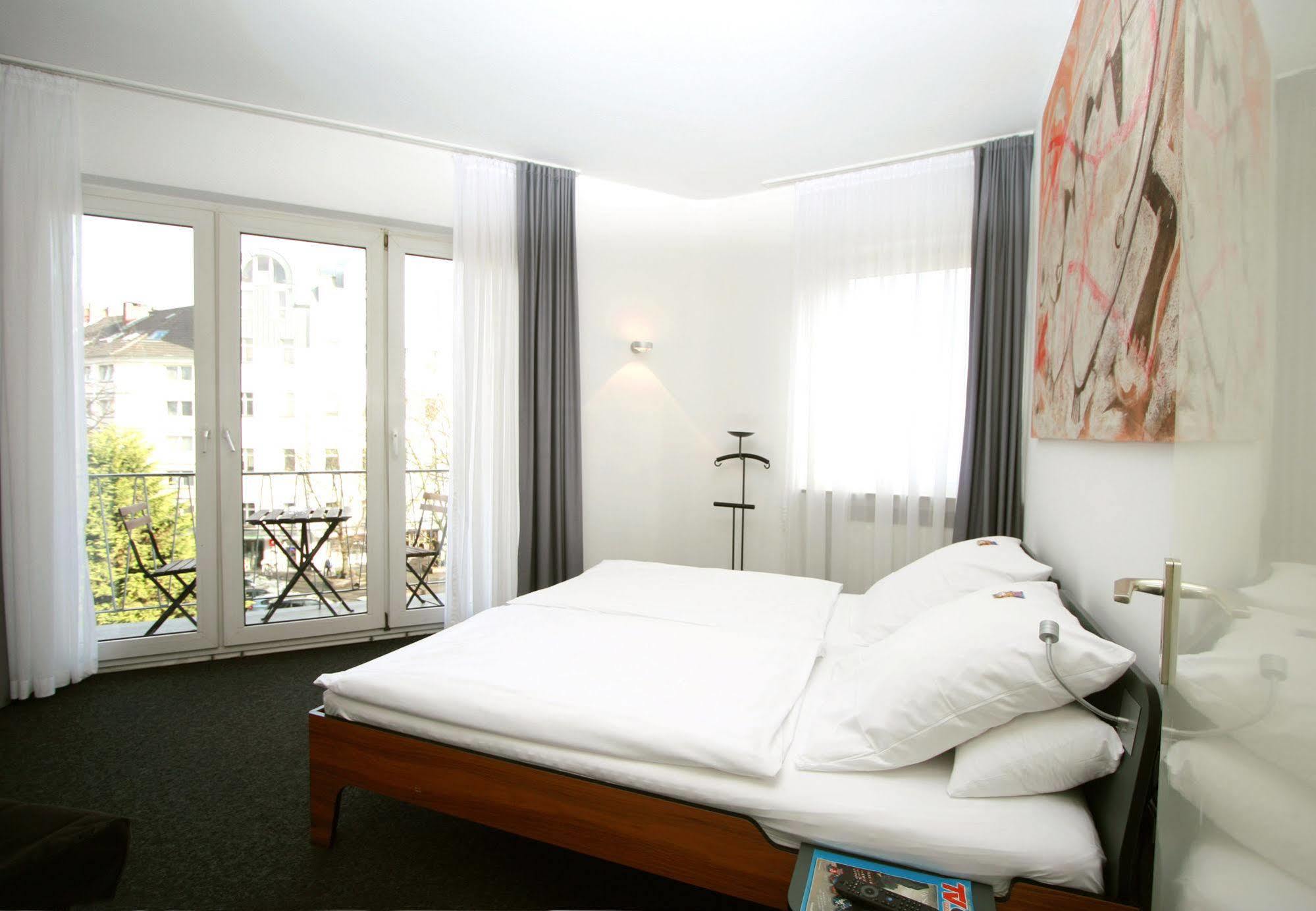 קלן Chelsea Hotel מראה חיצוני תמונה