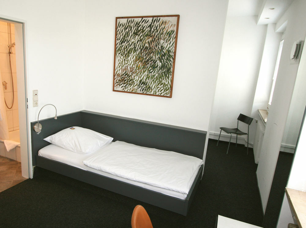 קלן Chelsea Hotel מראה חיצוני תמונה